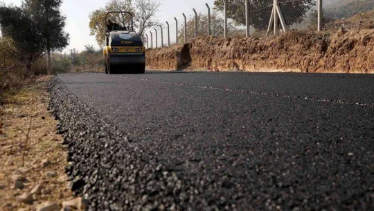 Büyükşehir asfalt mesaisinde