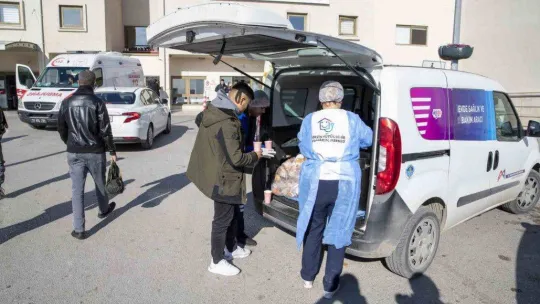 Büyükşehir Belediyesinden deprem korkusu yaşayan Mersinlilere destek