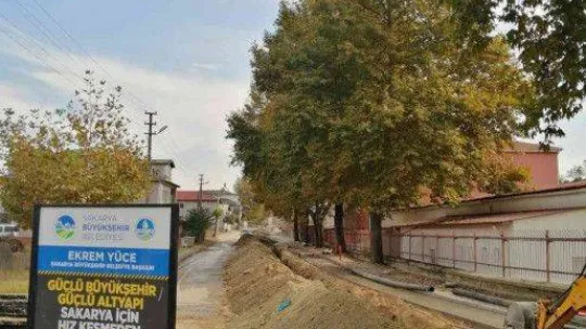 Büyükşehir'den Pamukova'nın o caddesine kesintisiz içmesuyu