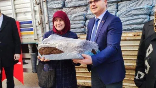 Büyükşehir'den üreticiye 10 ton kompost desteği