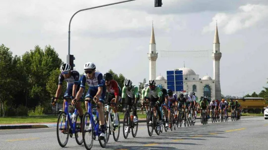 Büyükşehir her yerde bisikleti anlatıyor: Pedal çevir mutlu ol