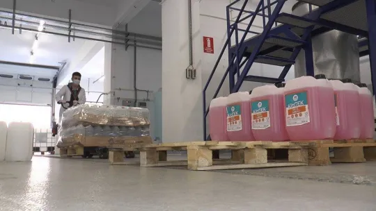 Çalışanlar fabrika işçileri değil, lise öğrencileri