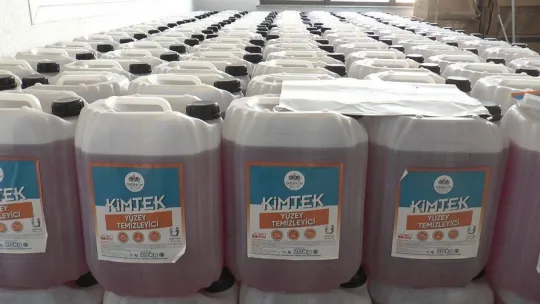 Çalışanlar fabrika işçileri değil, lise öğrencileri