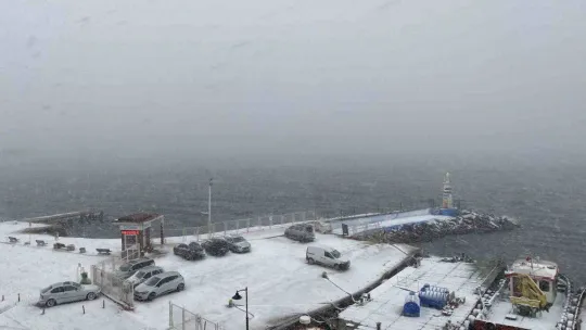 Çanakkale Boğazı çift yönlü gemi geçişlerine kapatıldı