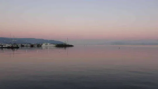 Çanakkale Boğazı sis nedeniyle transit gemi geçişlerine kapatıldı