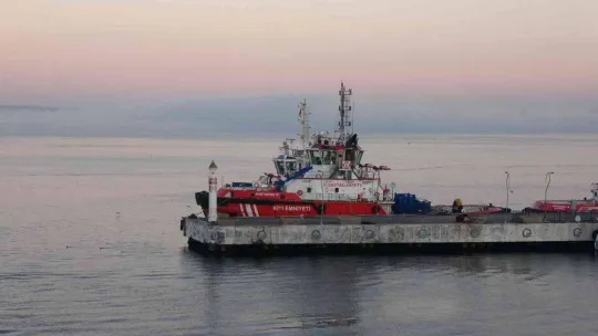 Çanakkale Boğazı sis nedeniyle transit gemi geçişlerine kapatıldı