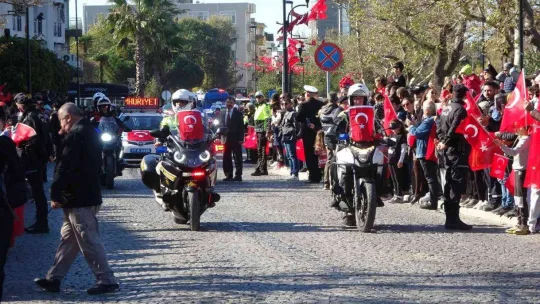 Çanakkale'de 29 Ekim Cumhuriyet Bayramı coşkuyla kutlandı
