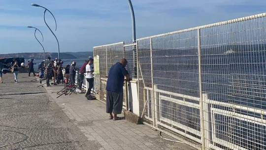 Çanakkale'de olta balıkçıları balık azlığından dertli