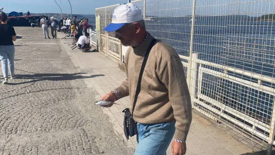 Çanakkale'de olta balıkçıları balık azlığından dertli