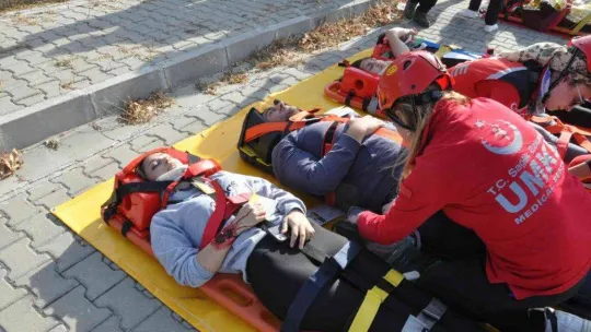 Çanakkale'de uçak kazası tatbikatı gerçekleştirildi