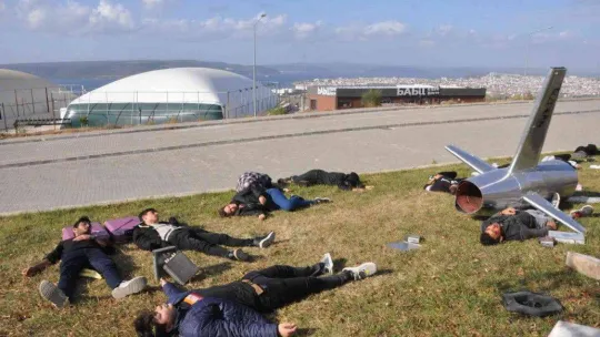 Çanakkale'de uçak kazası tatbikatı gerçekleştirildi