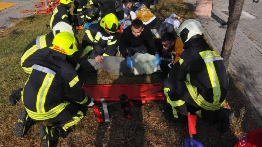 Çanakkale'de uçak kazası tatbikatı gerçekleştirildi
