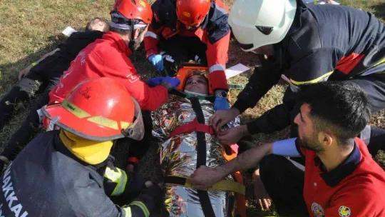 Çanakkale'de uçak kazası tatbikatı gerçekleştirildi