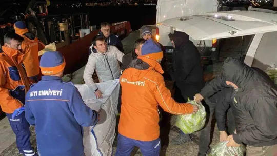 Çanakkale'den ikmal ve yardım malzemelerini alan 'Nene Hatun' İskenderun'a hareket edecek