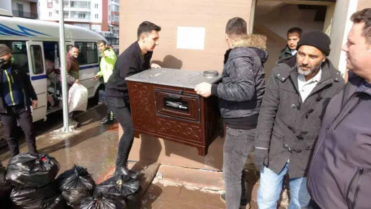 Çanakkale deprem bölgesi için seferber oldu
