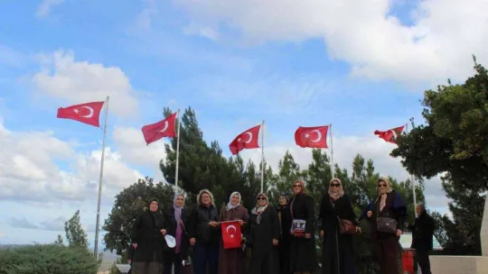 Çanakkale'yi geçilmez kılan mücadeleyi yerinde gördüler