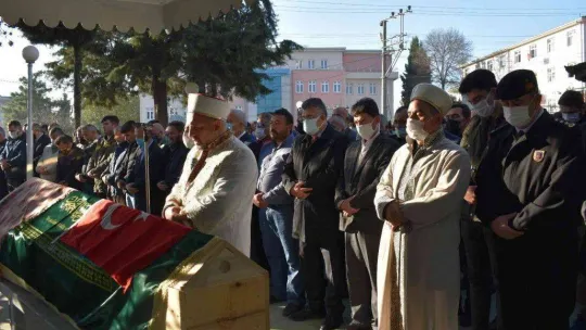 Canice katledilen Ayşegül'ün duruşması savaş alanına döndü