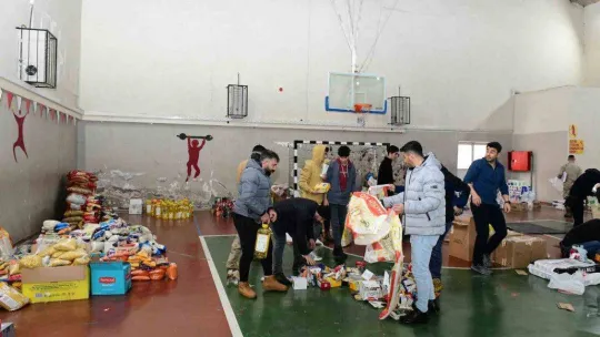 Çatak'ta depremzedeler için yardım seferberliği