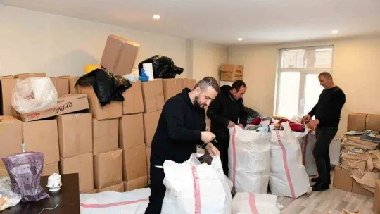 Çatak'ta depremzedeler için yardım seferberliği