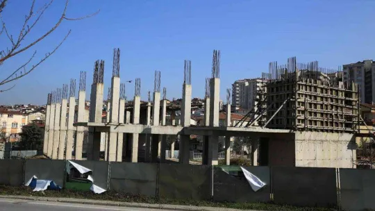 Çekmeköy Belediye Başkanı Poyraz'dan İmamoğlu'na: 'Taş taş üstüne koyun da size teşekkür edelim'