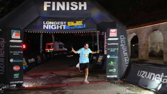 Çekmeköy'de zorlu parkur ve soğuk havada kıyasıya mücadele