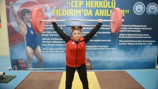 Cep herkülü, isminin yaşatıldığı Yıldırım'da anıldı