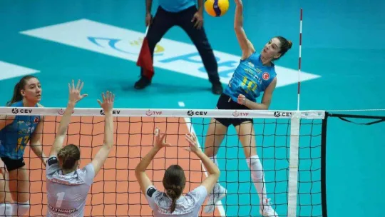 CEV Challenge Kupası: PTT: 3 - Tchalou: 0