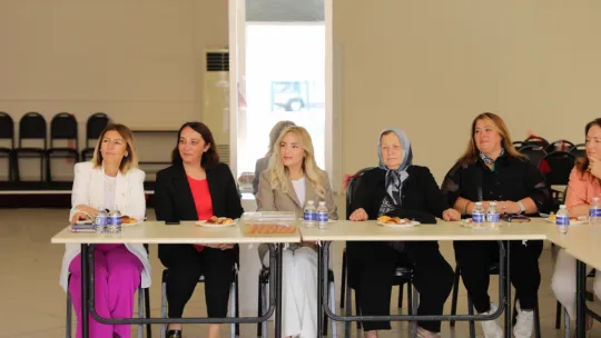 Hayriye Sena Balcıoğlu, Alipaşa Mahallesi'nde Kadınlarla Buluştu