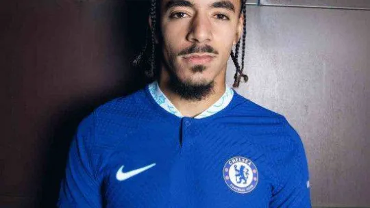 Chelsea'ye imza atan Malo Gusto Olympique Lyon'a kiralandı