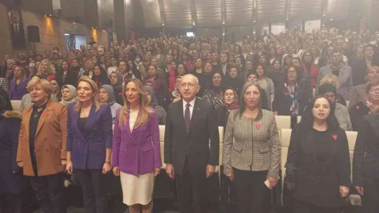 CHP Genel Başkanı Kılıçdaroğlu: 'Kadın ile erkek bir elmanın iki yarısı gibidir, eşittir'
