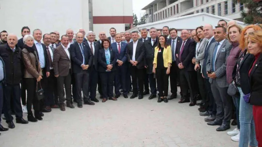 CHP'li vekil mahkemeye hakaret etti