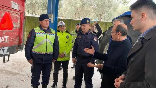 Çiftçilere 'Trafikte görünür ol' eğitimi