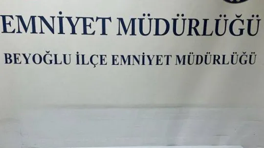 Cihangir'de suikast silahıyla silahlı saldırı kamerada: Oğlunu vurduran adamı vurdu