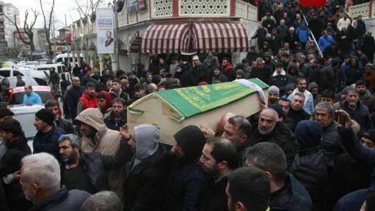 Cinayete kurban giden 4 kişi son yolculuklarına uğurlandı