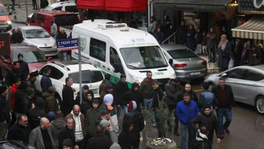 Cinayete kurban giden 4 kişi son yolculuklarına uğurlandı