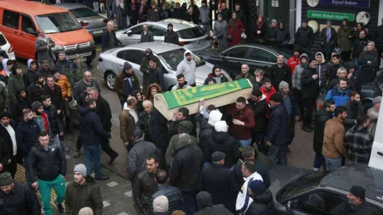 Cinayete kurban giden 4 kişi son yolculuklarına uğurlandı