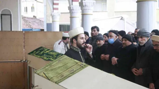 Cinayete kurban giden 4 kişi son yolculuklarına uğurlandı