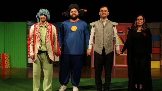 Çocuklar 'Kitaplar Ülkesi'nde buluştu