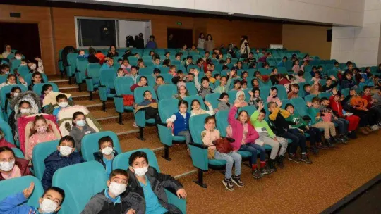 Çocuklar 'Kostüm Odasını' çok sevdi