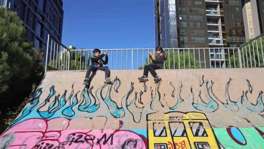 Çocuklar fotoğraflarıyla  şehirlerini keşfettiler