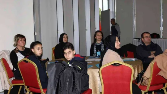 Çocukları sanata yönlendiren çalıştay