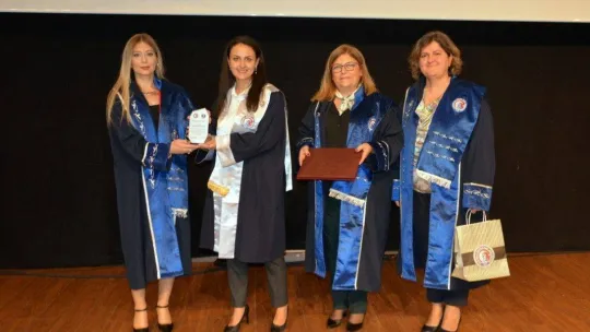 ÇOMÜ'de Lisansüstü Eğitim Enstitüsü 2. Mezuniyet töreni gerçekleşti