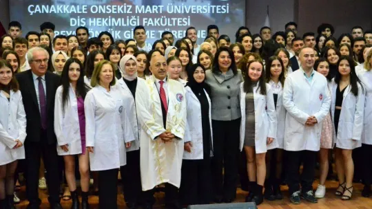 ÇOMÜ Diş Hekimliği Fakültesi Beyaz Önlük Giyme töreni gerçekleşti