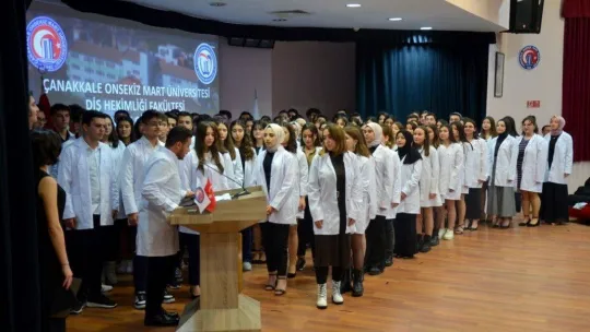 ÇOMÜ Diş Hekimliği Fakültesi Beyaz Önlük Giyme töreni gerçekleşti