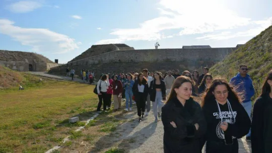 ÇOMÜ Ev Sahipliğinde Çanakkale Kültür ve Çanakkale Şehitlik gezisi düzenlendi