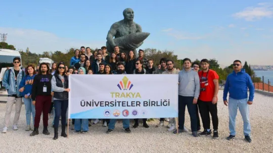 ÇOMÜ Ev Sahipliğinde Çanakkale Kültür ve Çanakkale Şehitlik gezisi düzenlendi