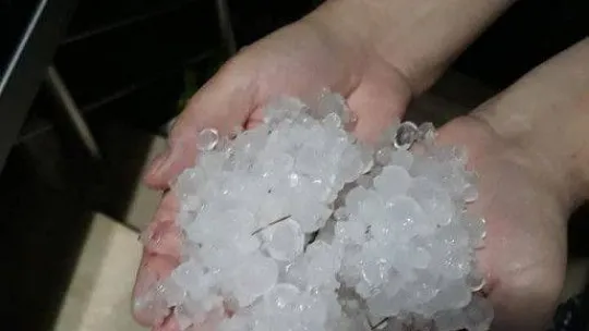 Çorlu'da dolu yağışı etkili oldu