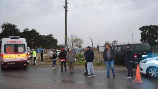 Çorlu'da sağanak yağış kazaları beraberinde getirdi: 3 yaralı