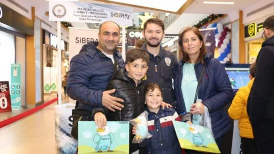 Çorlu'da vatandaşlara siber suçlar anlatıldı