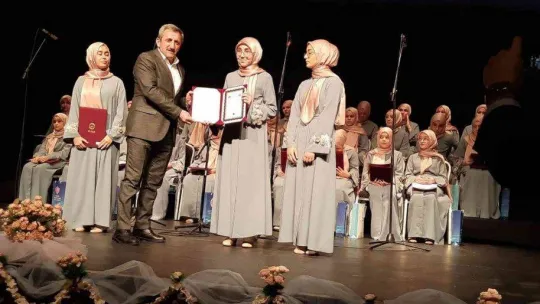 Çorlu'da yeni hafızlar için icazet merasimi